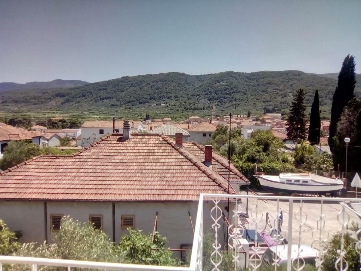 Relax Garden Daire Stari Grad  Dış mekan fotoğraf