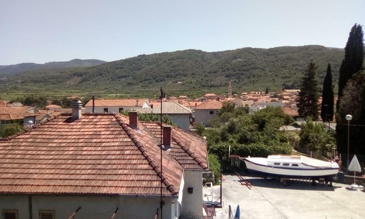 Relax Garden Daire Stari Grad  Dış mekan fotoğraf